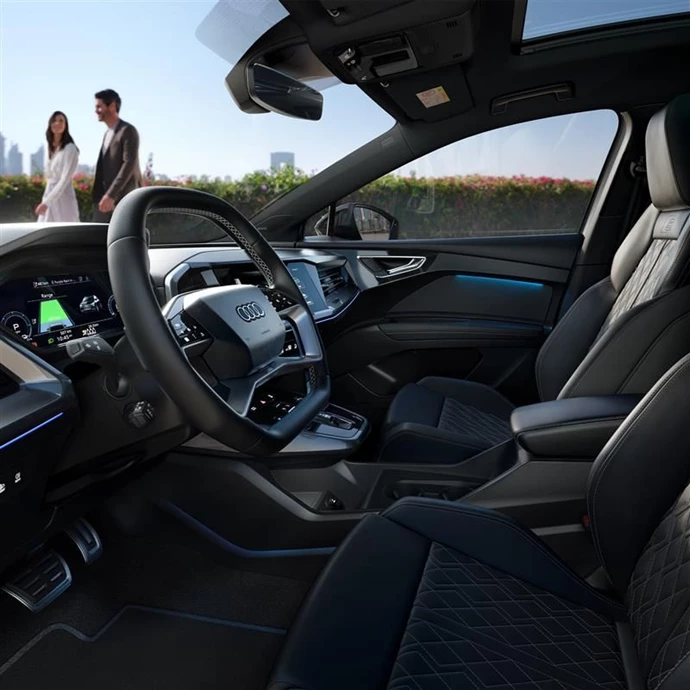 1 Q4SUV